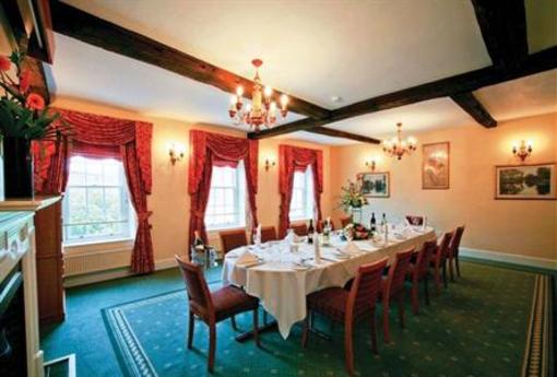 фото отеля BEST WESTERN Lion Hotel