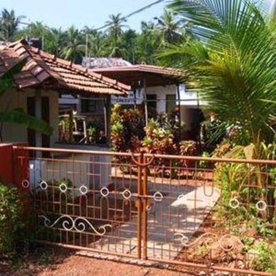 фото отеля V & M Calisto Guest House Morjim