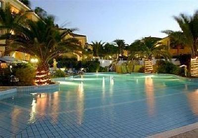 фото отеля Malama Holiday Village