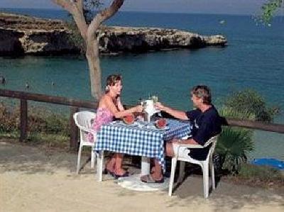 фото отеля Malama Holiday Village