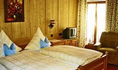 фото отеля Gastehaus Gutfelder Hof