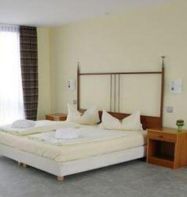 фото отеля Tomesa Hotel Bad Salzschlirf
