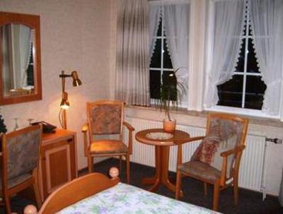 фото отеля Landhotel Pension Heidehof Clenze