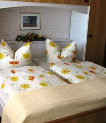 фото отеля Landhotel Pension Heidehof Clenze