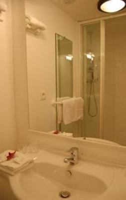 фото отеля L'Auberge EverHotel Villefontaine