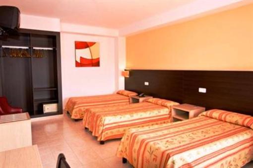 фото отеля Apartamentos Orosol Ii Ibiza