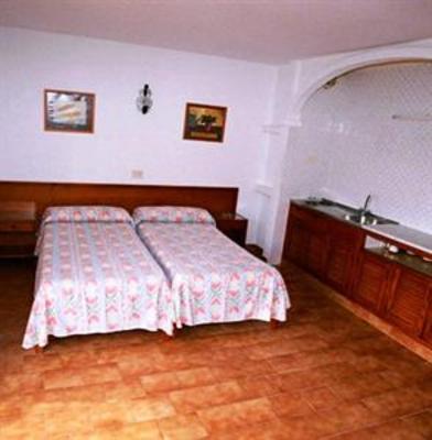 фото отеля Apartamentos Orosol Ii Ibiza