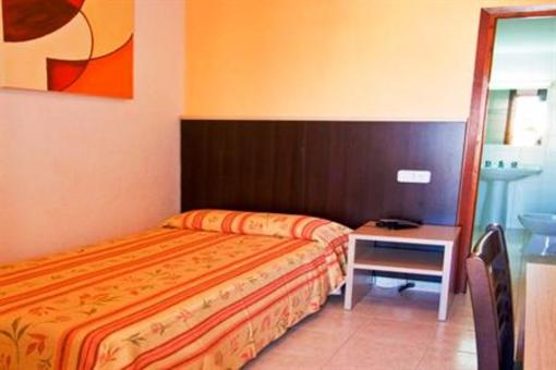 фото отеля Apartamentos Orosol Ii Ibiza