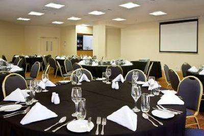 фото отеля Holiday Inn Auckland Airport
