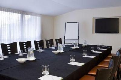 фото отеля Holiday Inn Auckland Airport