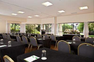 фото отеля Holiday Inn Auckland Airport
