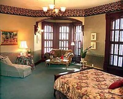 фото отеля Inn at Pine Terrace