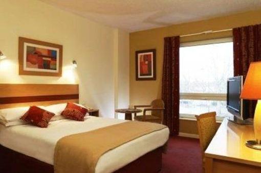 фото отеля Jurys Inn Manchester