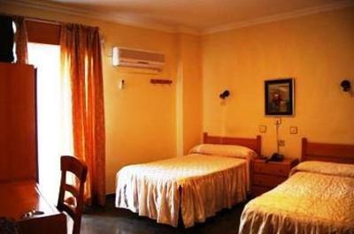 фото отеля Nuevo Manolete Hotel Lanjaron
