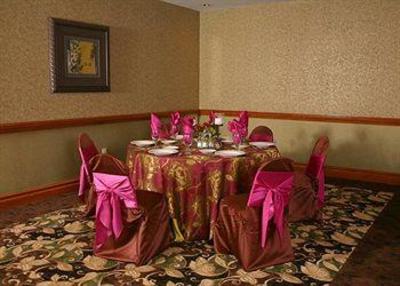 фото отеля Embassy Suites Hotel Nashville at Vanderbilt