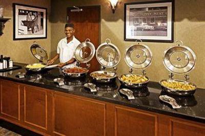 фото отеля Embassy Suites Hotel Nashville at Vanderbilt
