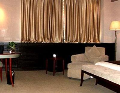 фото отеля Liyuan Business Hotel