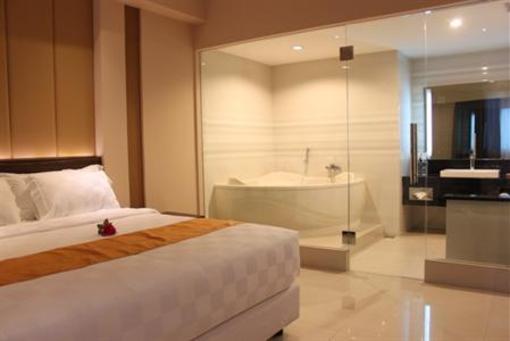 фото отеля Hotel Istana Nelayan
