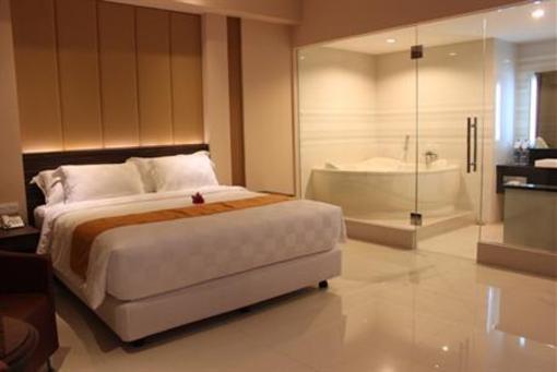 фото отеля Hotel Istana Nelayan