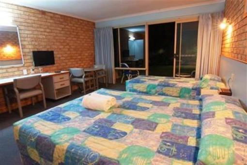 фото отеля Sunshine Coast Motor Lodge