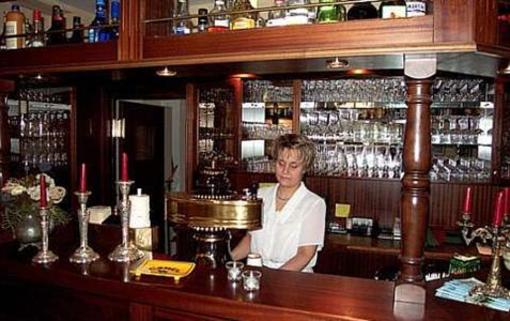 фото отеля Hotel Koos