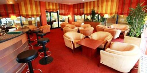 фото отеля Hotel Atut