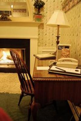 фото отеля Chambery Inn