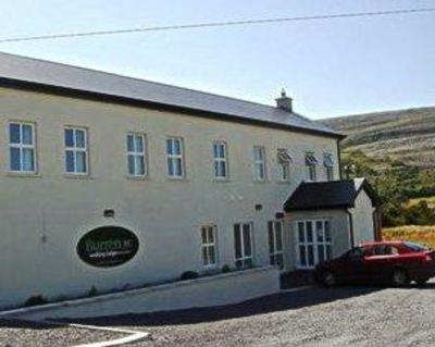 фото отеля Burren Walking Lodge Ballyvaughan