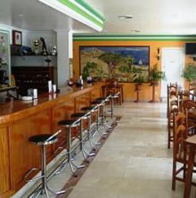 фото отеля Hostal Drago San Roque