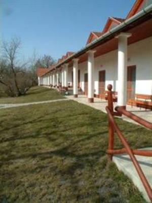 фото отеля Sarlospuszta Club Hotel