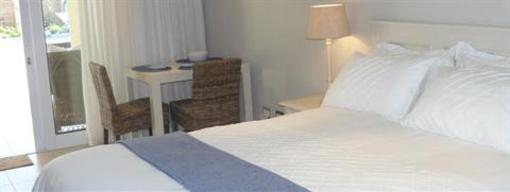фото отеля Bahari Beach House