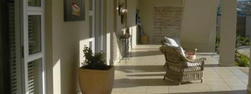 фото отеля Bahari Beach House