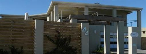 фото отеля Bahari Beach House