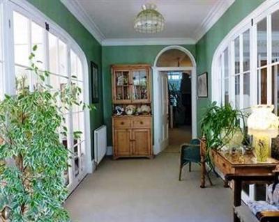 фото отеля Bedknobs Bed and Breakfast