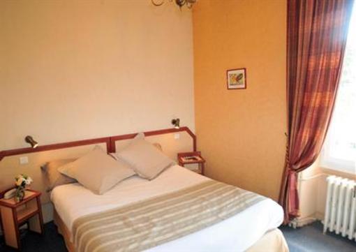 фото отеля Hotel Gambetta Lons-le-Saunier