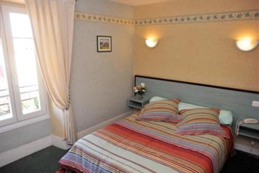 фото отеля Hotel Gambetta Lons-le-Saunier