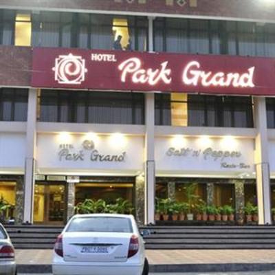 фото отеля Hotel Park Grand Chandigarh
