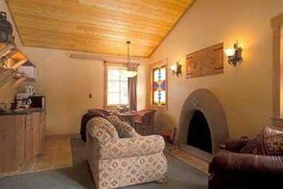 фото отеля Wild Horse Inn