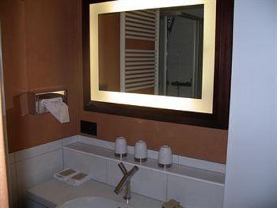 фото отеля Franziskaner Hotel Zurich