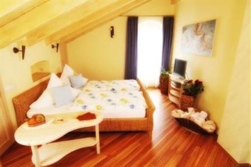 фото отеля Wellness Resort Romantika Hauzenberg