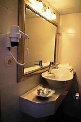 фото отеля Ileri Hotel & Apartments