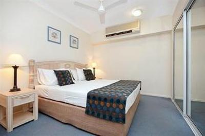 фото отеля Alassio On The Beach Apartments Cairns
