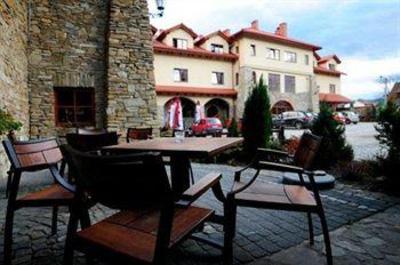 фото отеля Folwark Stara Winiarnia Hotel Mszana Dolna