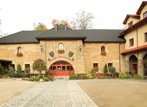 фото отеля Folwark Stara Winiarnia Hotel Mszana Dolna