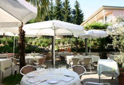 фото отеля Hotel Cacciatori Cademario