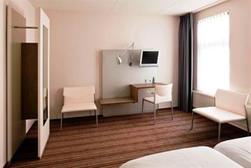 фото отеля University Hotel
