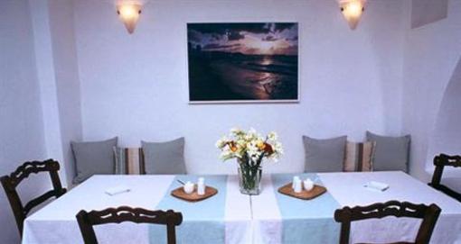 фото отеля Hotel Carbonaki