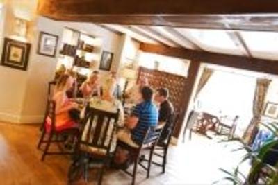 фото отеля Rose And Crown
