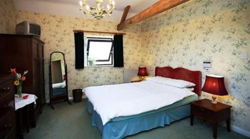 фото отеля The Tithe Barn Guest House Stanton Drew