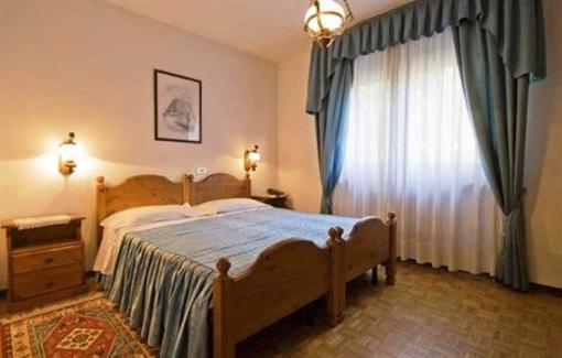 фото отеля Hotel Napoleon Montjovet